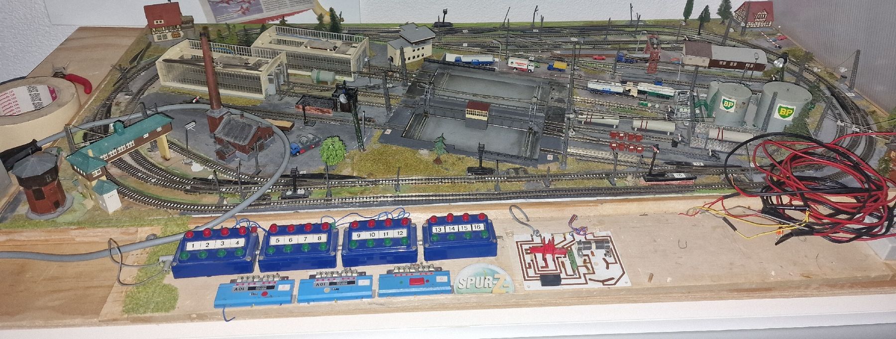 Modelleisenbahnen: Modellbahn Anlage Spur Z – Gebraucht aus Hasle LU von luc_9pxg