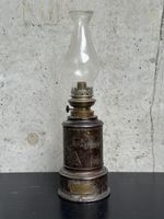 Lampe à huile ancienne – Une pièce de décoration unique