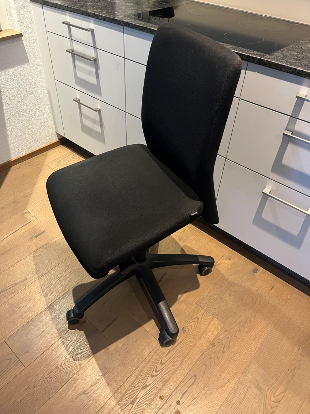 Stühle: Bürostuhl – Gebraucht aus Zürich von Elian_ 1