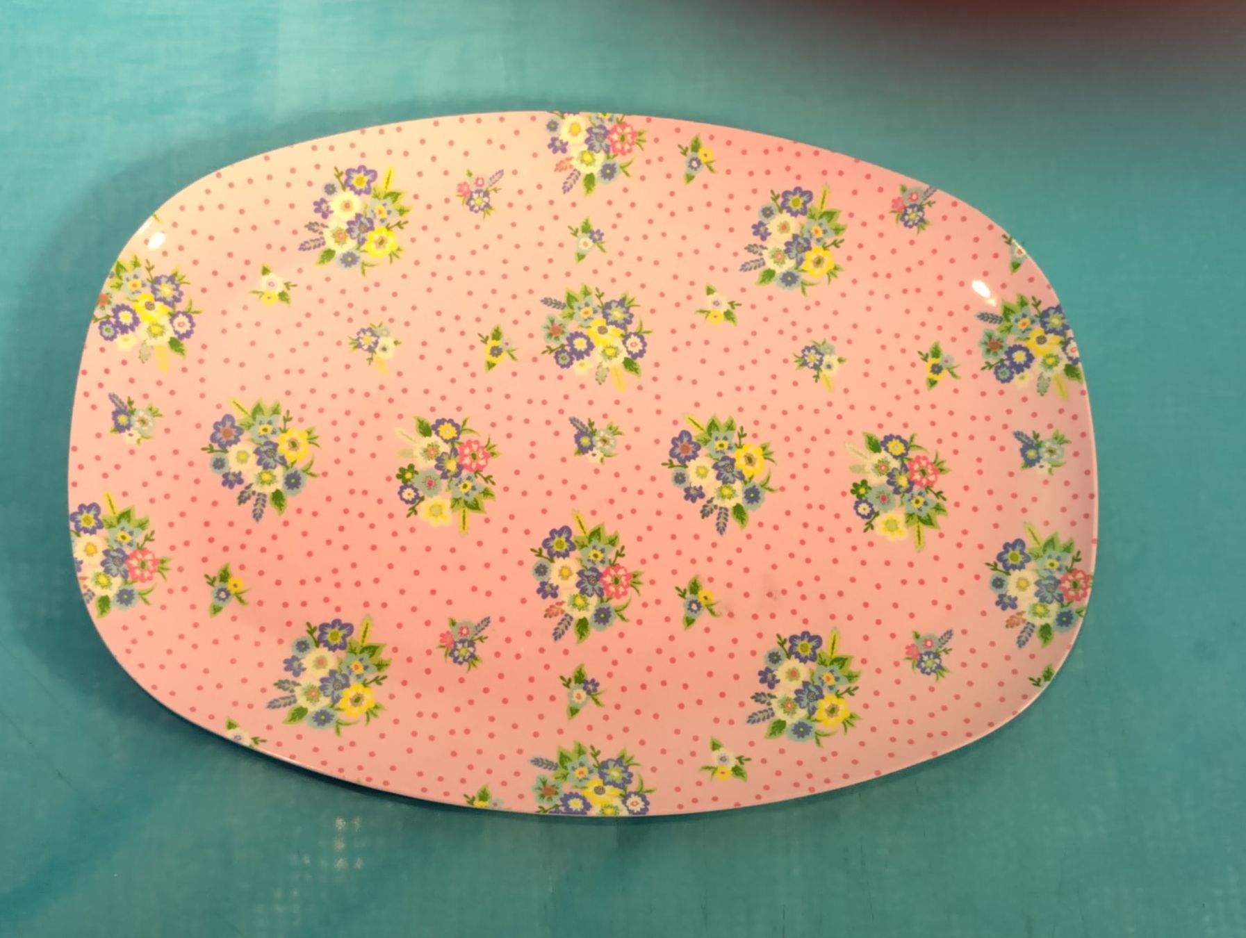 Servierplatten: Rice Serviertableau, rosa mit Blumen – Gebraucht aus Bellach von JingleCherry