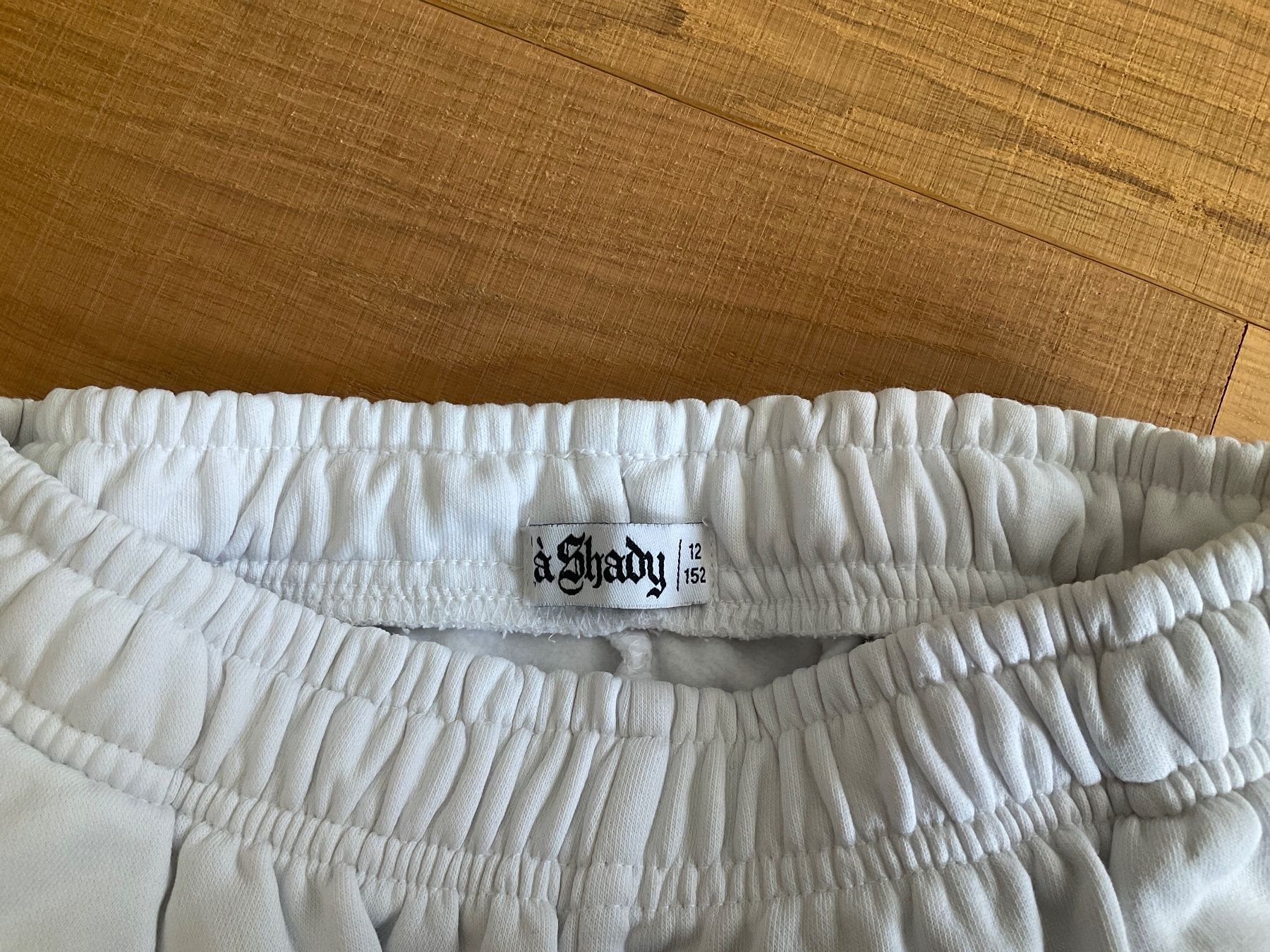 Hosen: Trainerhose Gr. 152 – Gebraucht aus Winterthur von aionila 1