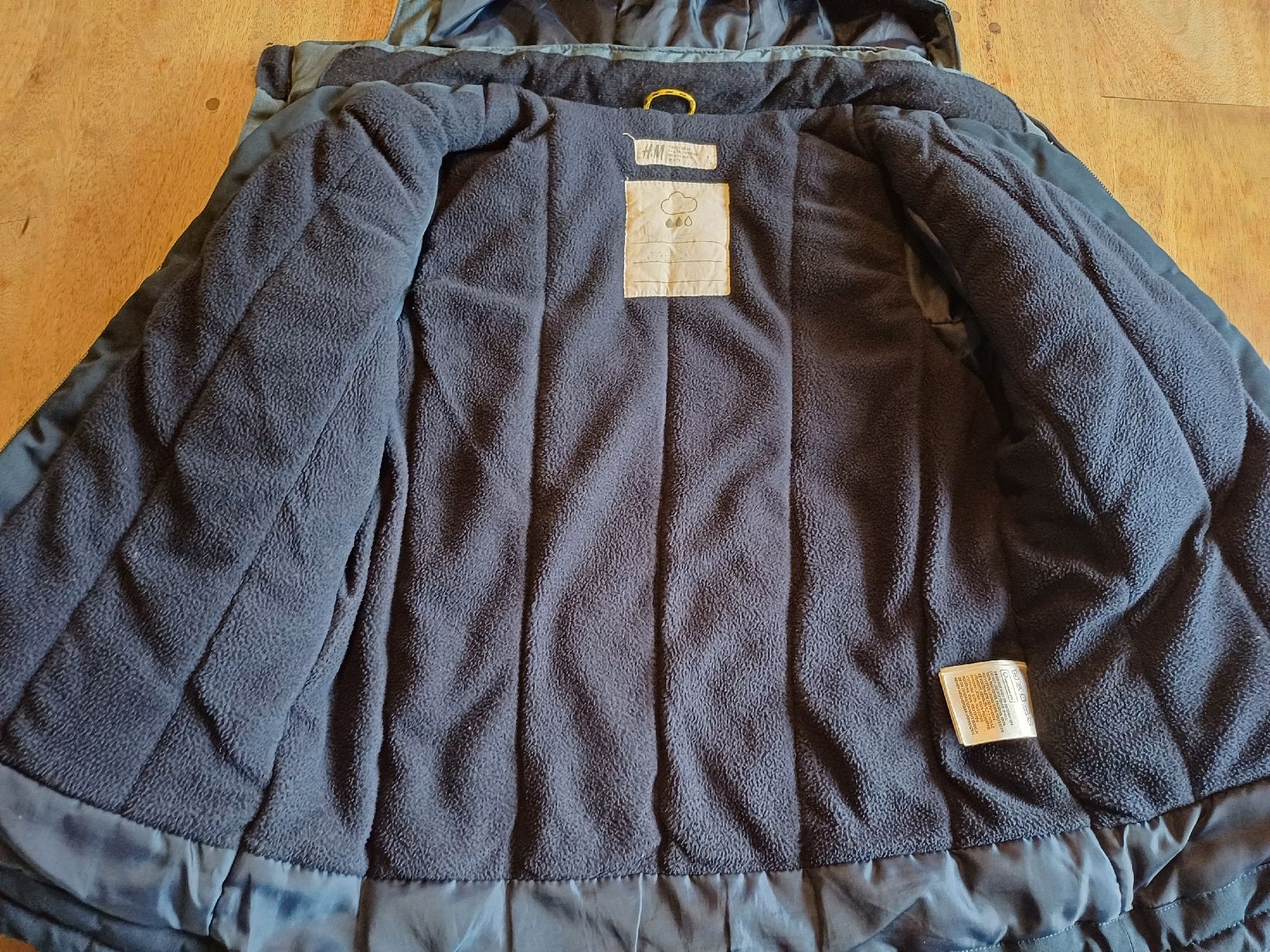 H&M Jacken & Mäntel: Kids H&M Winter Coat Size 122 – Gebraucht aus Dierikon von oldmeetsnew 1