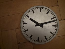 Vintage Wanduhr von Moser&Baer, Uhrenfabrik Summiswald