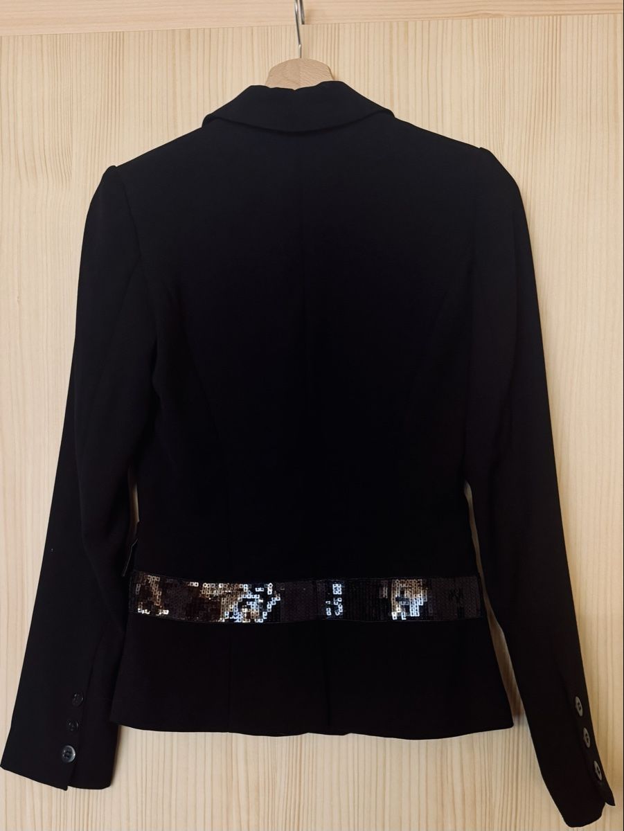 Giacche: Schwarzer Monnari Blazer – Usato da Gadmen venduto da Pinguin89_90 3