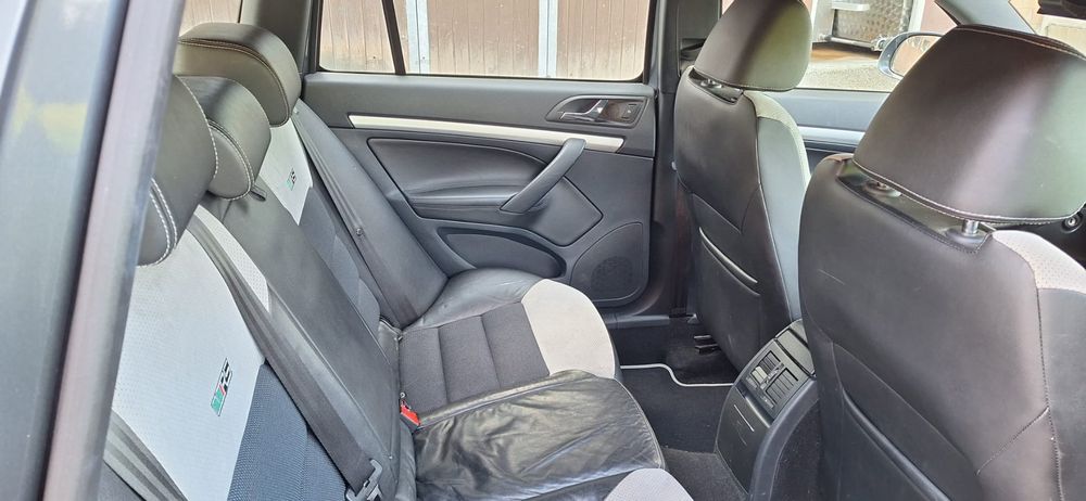 Skoda Automobili: Skoda Octavia C2.0TDI – Usato da Schüpfheim venduto da rapid59 5