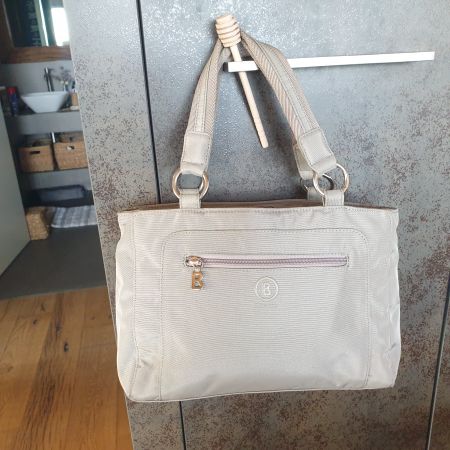 🐸 BOGNER HENKEL HANDTASCHE IN ZARTEM OLIV / KHAKI TASCHE