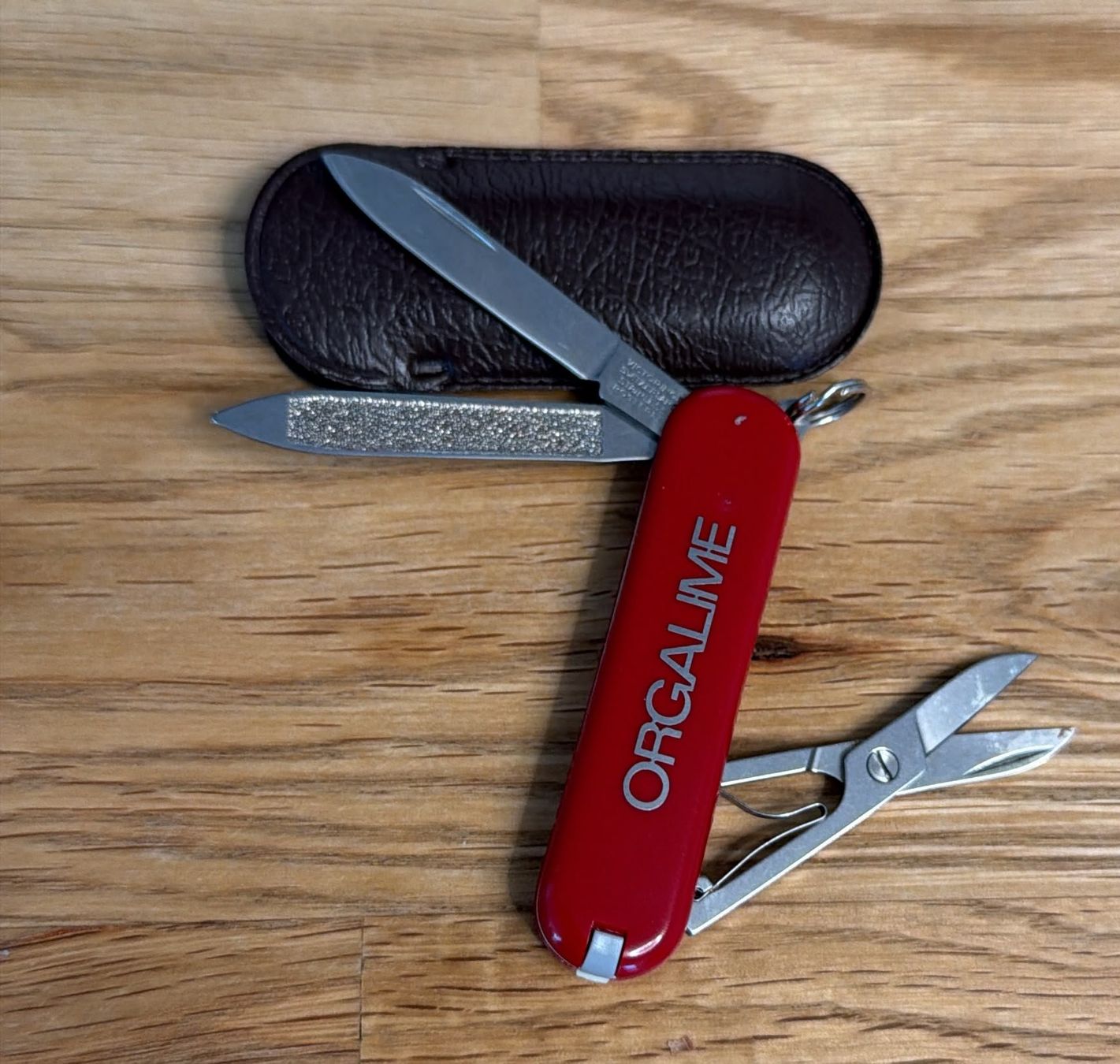 Victorinox Coltelli tascabile: VICTORINOX SACKMESSER ORGALIME MIT ETUI – Usato da Zürich venduto da Frei-Occasionen