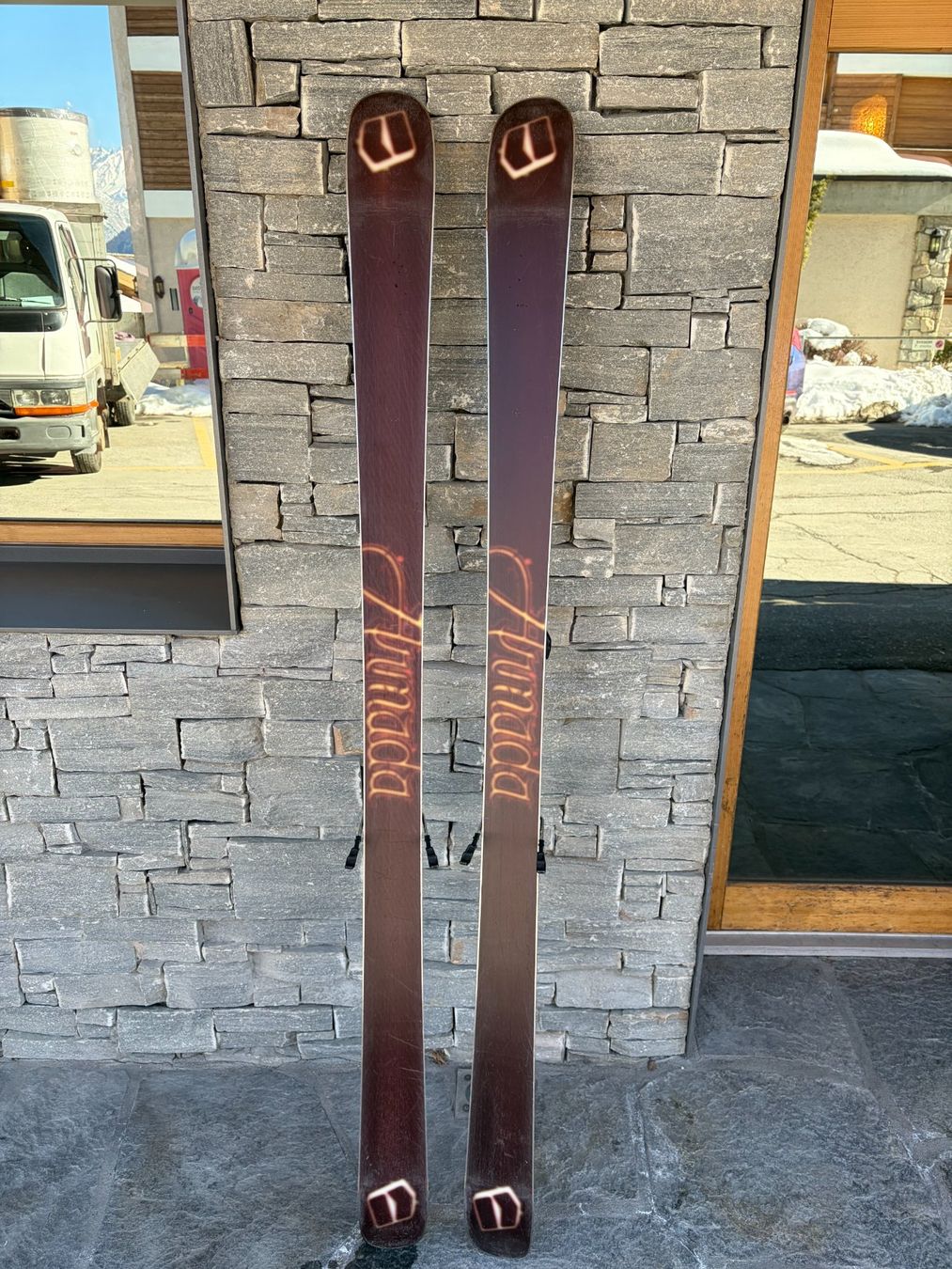 Armada Sci: Armada T-Hall Freestyle Ski 171cm – Usato da Dübendorf venduto da gon_v89n 1