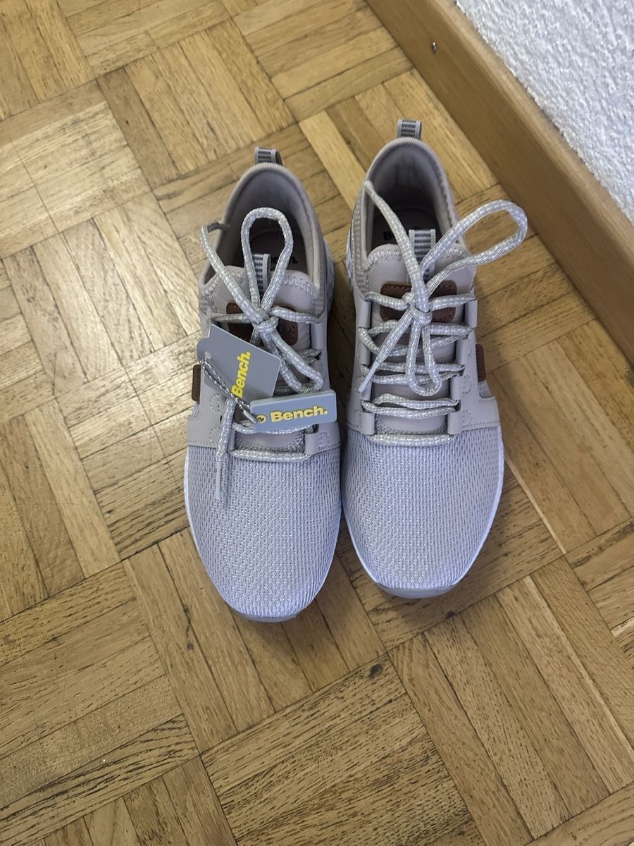 Scarpe da donna: Chaussures neuf 38  – Nuovo e nell'imballaggio originale da Biel/Bienne venduto da orange1 1