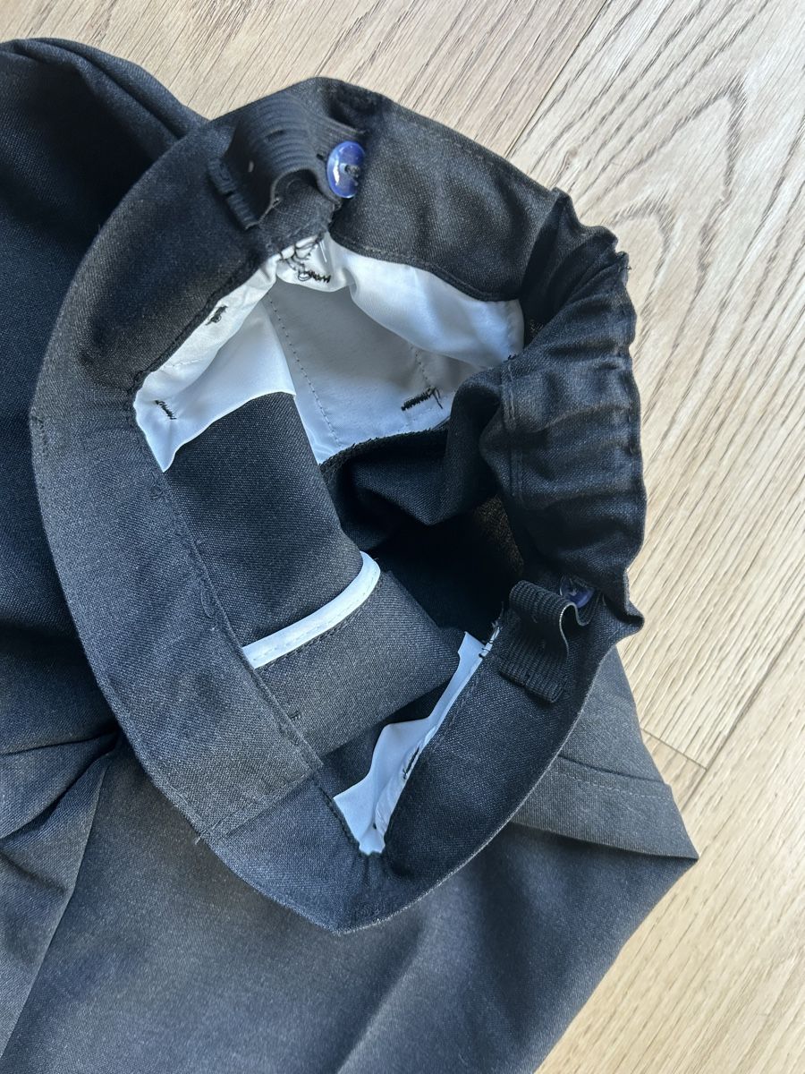 Pantaloni: M&S Anzugshose Gr. 134 – Nuovo (secondo la descrizione) da Rothrist venduto da szc_9dg5 1