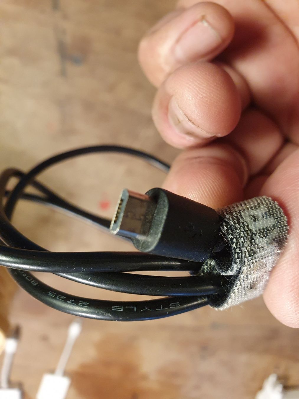Cavi: USB Stecker Micro-B zu Type-A – Usato da Zürich venduto da loosebone 2