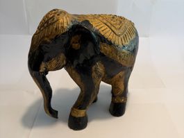 Indische Elefantenfigur aus Holz – handbearbeitet. 32 cm