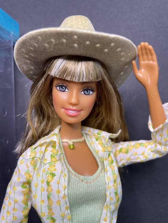 Barbie California Girl Western Riding H2233 - 2004 - Neuve Sous Blister