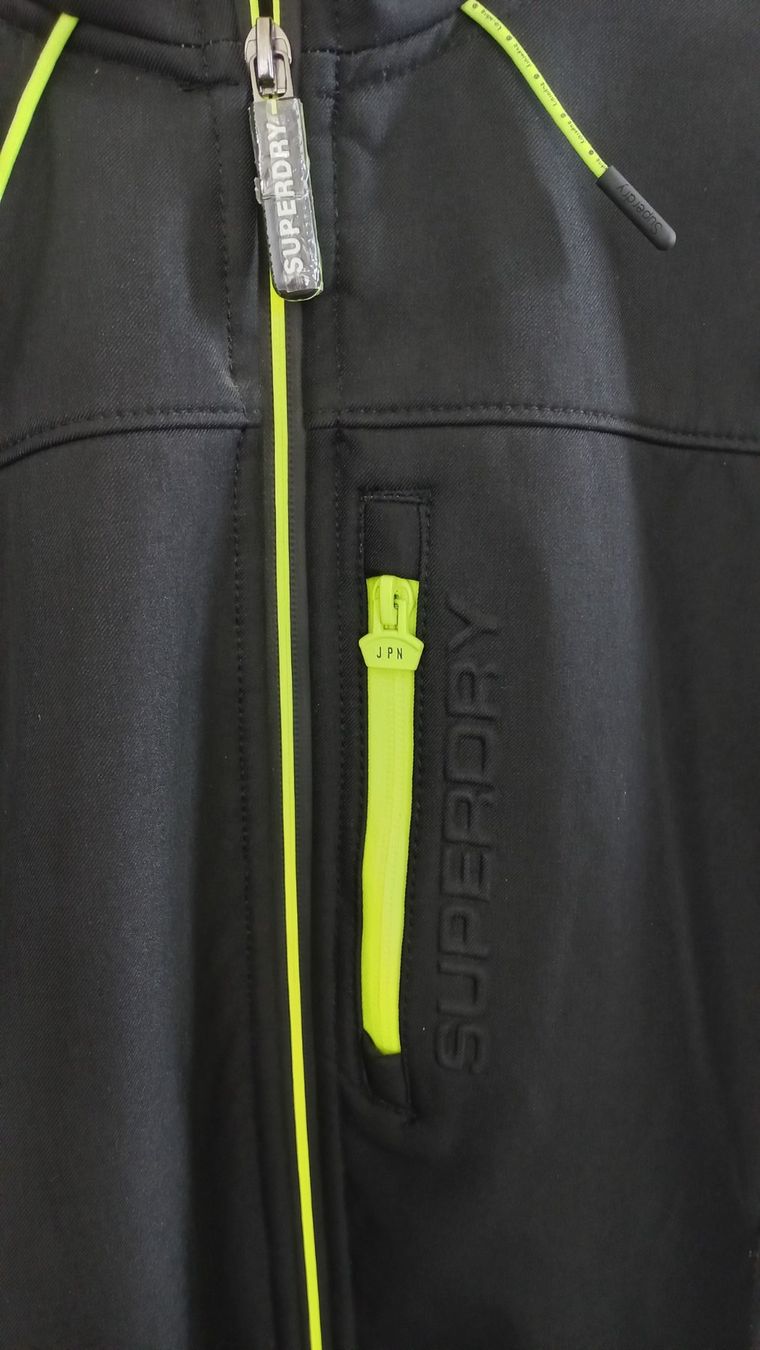 Superdry Jacken: Superdry Windtrekker Softshell Jacke – Neu (gemäss Beschreibung) aus Niederried b. Kall von gabber23 3