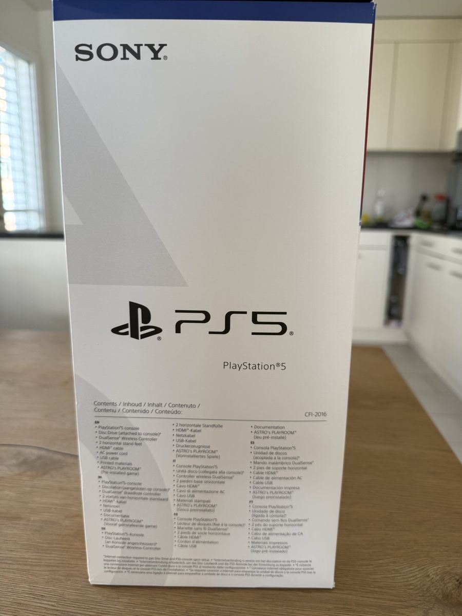 Sony Console: Sony Playstation 5 Slim Disc Edition 1TB – Usato da Oberentfelden venduto da straightuup 2