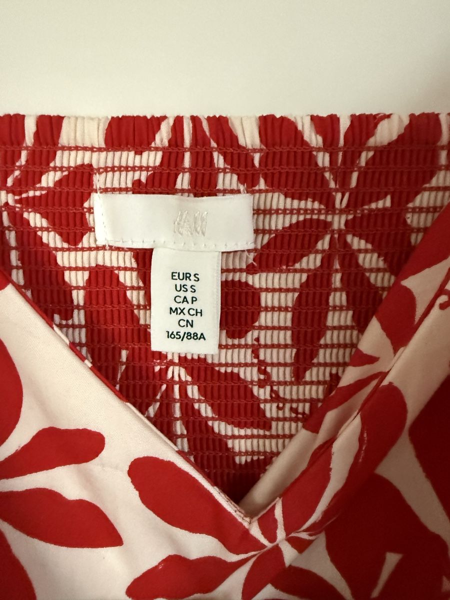 H&M Robes: Robe rouge et blanche  – Neuf avec emballage d'origine à Crassier par GGblue23515 4