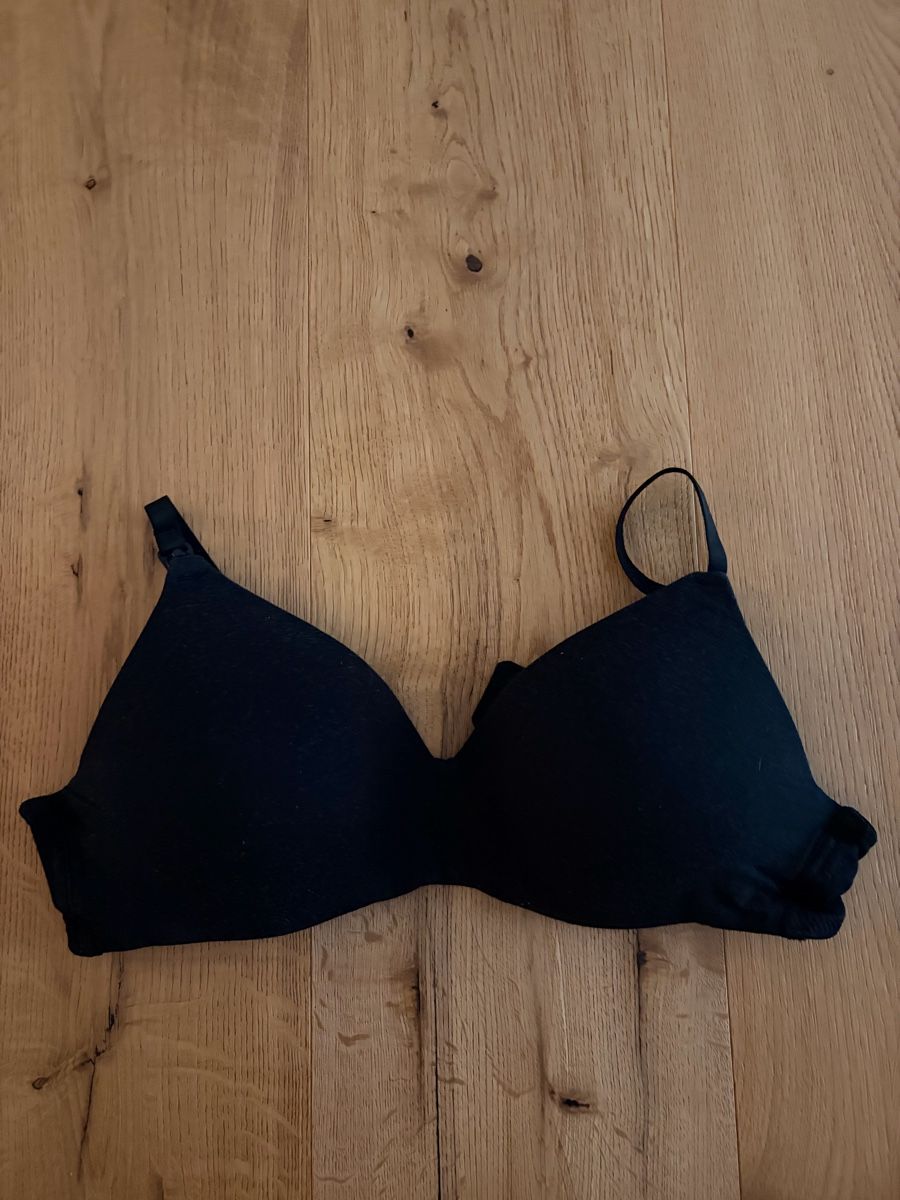 Sonstige Unterwäsche: 4 Still-BHs 2x Schwarz,  Creme Spitze Grösse 75B – Gebraucht aus Schwyz von jeannine6032 4