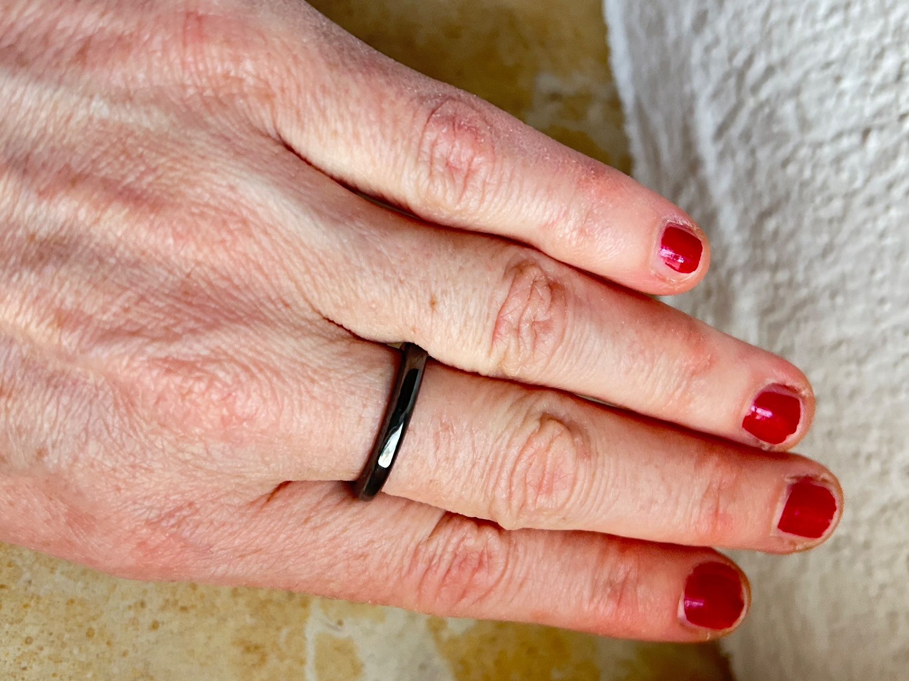 Anelli: Eleganter Hämatit Ring Gr. 52/54 – Usato da Laufen venduto da Bellebellezza 2