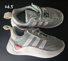 Adidas Kinderschuhe grün weiss Grösse 26.5 Zustand gut