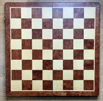 Garry Kasparov Schachspiel – 45 × 45 cm – Holzkoffer m