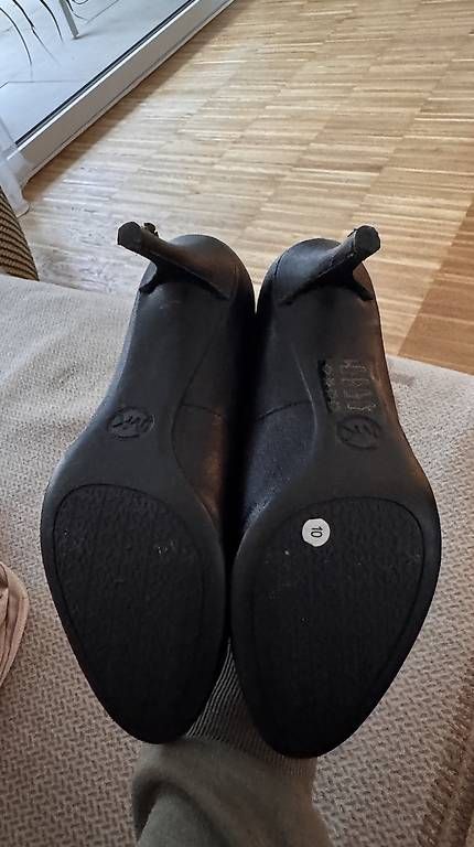 Chaussures femmes: Michael Kors Pumps - Gr.36 – D'occasion à Zürich par val_9sjh 2
