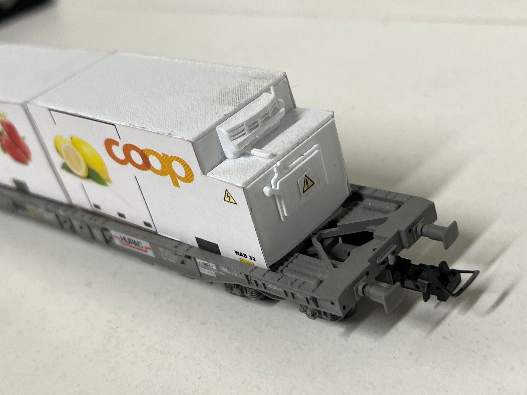Roco Modelleisenbahnen: Roco Hupac Coop  H0 DC – Gebraucht aus Geroldswil von TopTrain54 3
