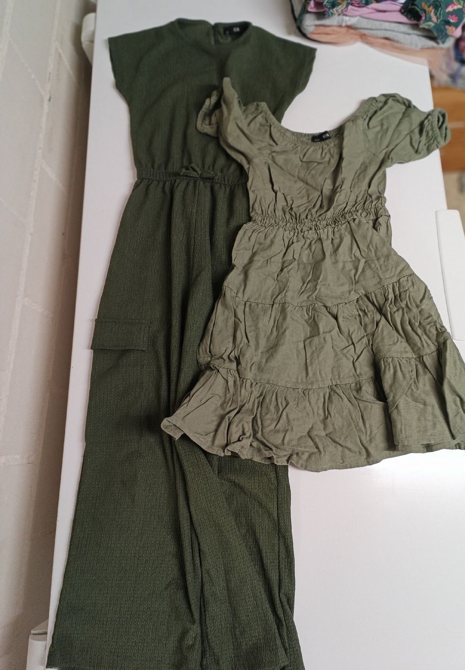Lotti & Set di vestiti: Kleiderpaket Mädchen 134/140 – Usato da Staffelbach venduto da smarties_fun 6
