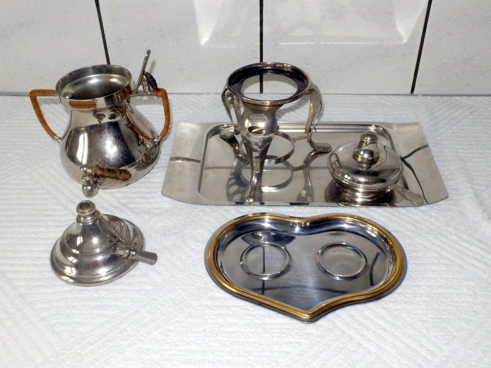 Teiere: antiker Teekocher, "Samowar", mit Ölbrenner, Gesamthöhe 32cm – Usato da Ueberstorf venduto da dinbau 1