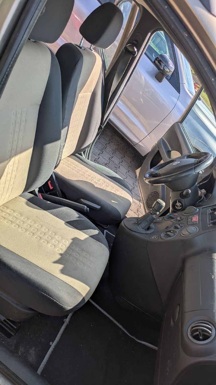 Fiat Automobili: Fiat Panda 1.2 - not 4x4 - – Usato da Düdingen venduto da daniel.gumy 3