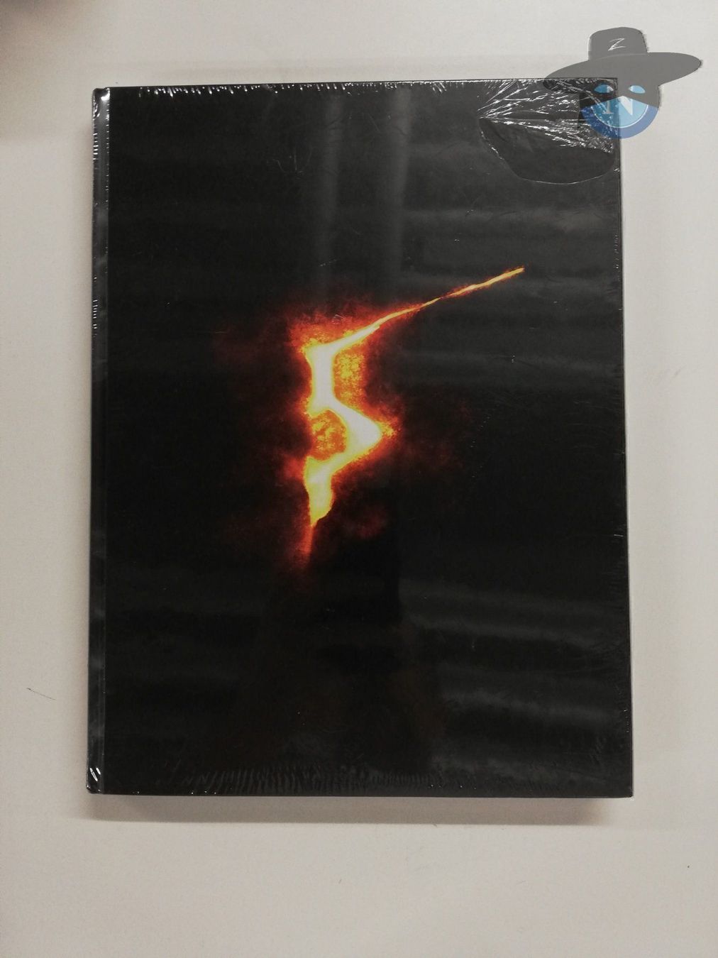 Giochi: Resident Evil 5 - Survival Guide / Buch – Nuovo (secondo la descrizione) da St. Gallen venduto da zorro_dc