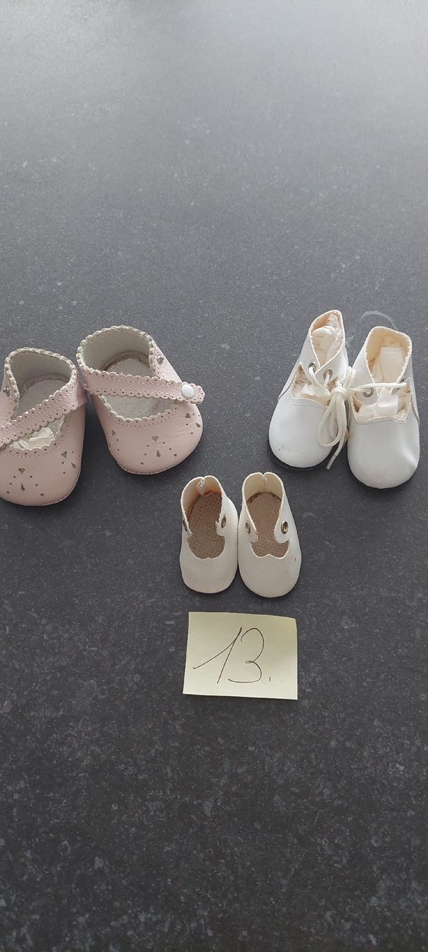 Poupées: 3Paar Puppenschuhe  – D'occasion à Muri AG par nindo1