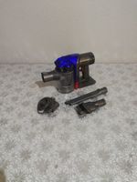 Aspirateur à main Dyson DC 35 brosse et chargeur neuf