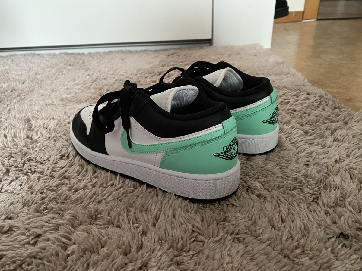 Jordan Scarpe da donna: Air Jordan 1 Low Sneaker – Nuovo (secondo la descrizione) da Rechthalten venduto da Stephi_03