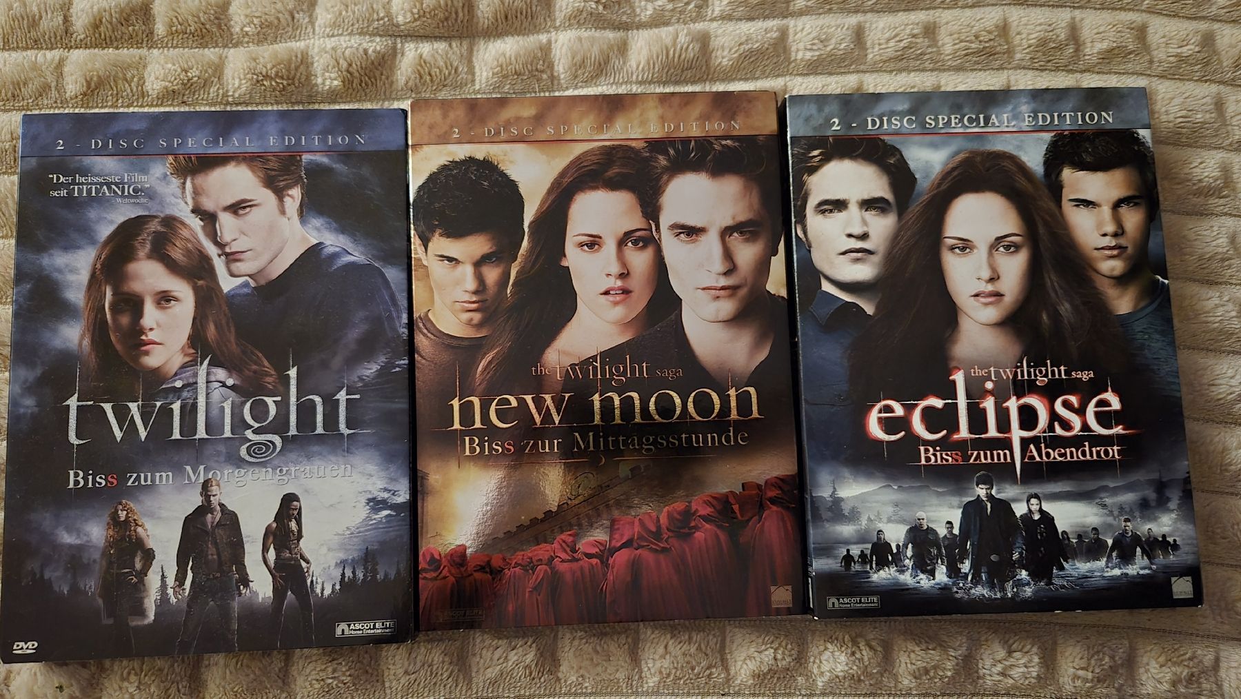 Alle DVDs: Twilight 1-3 DVD Bundle – Gebraucht aus Affoltern am Albis von avi_