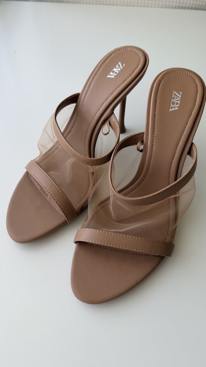 Zara Damenschuhe: Zara Sandalen mit Mesh-Einsatz Größe 38 – Neu (gemäss Beschreibung) aus Wallisellen von kar_gv8n 2