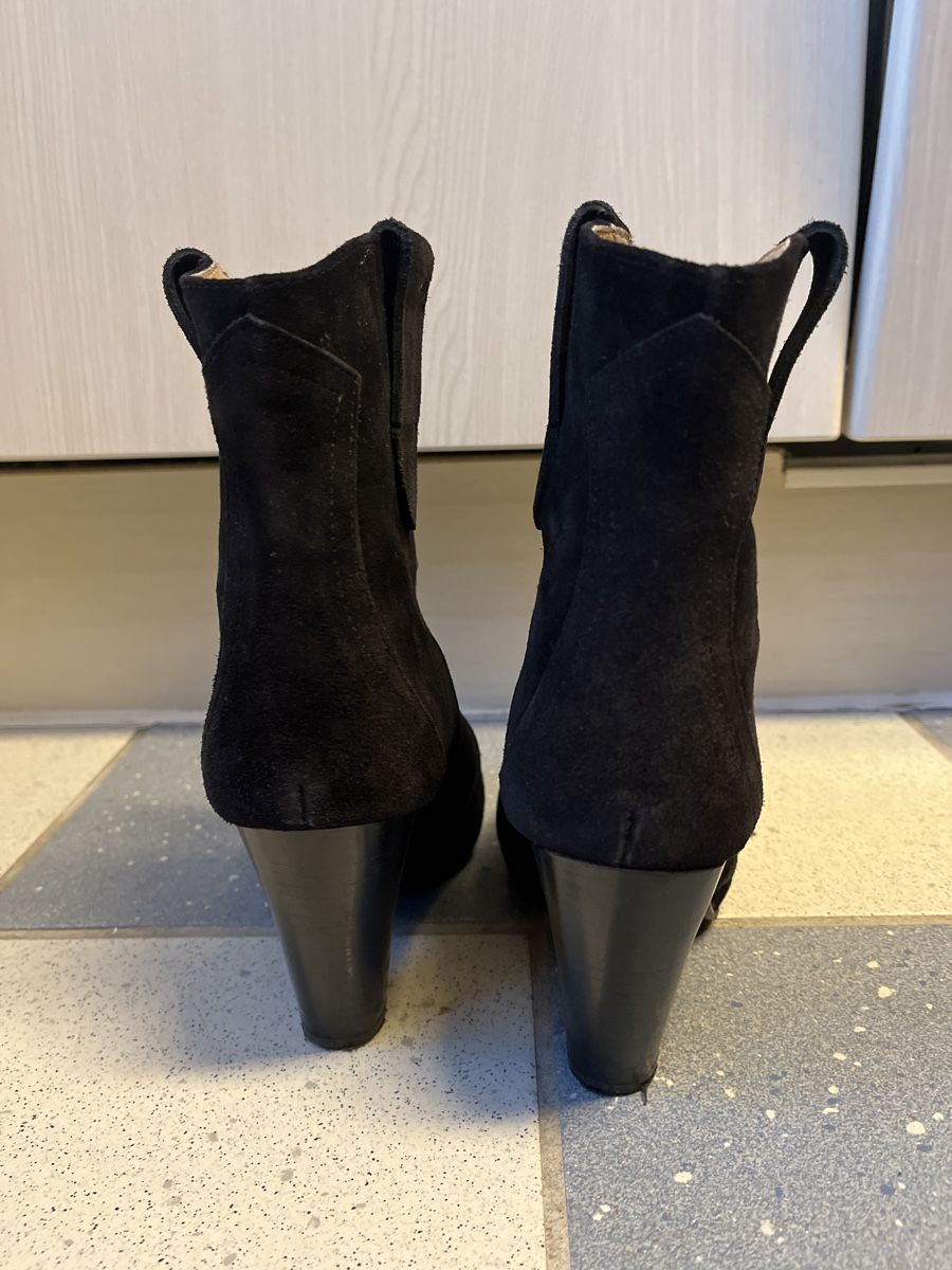 Navyboot Scarpe da donna: Schwarze Wildlederstiefel Grösse 38 – Usato da Uster venduto da Kalici1 1
