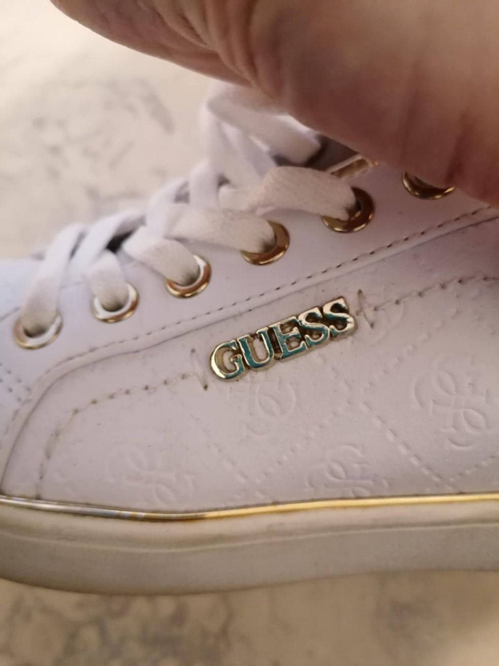 Guess Scarpe da donna: Schuhe GUESS Gr.37 – Usato da Höri venduto da Leven_9 2