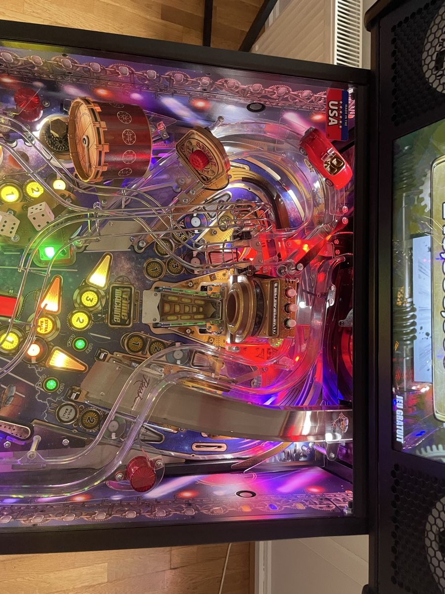 Stern Pinball Flipper: Je vends flipper stern rush LE avec quelque mod – Usato da Les Brenets venduto da serialdrink 5