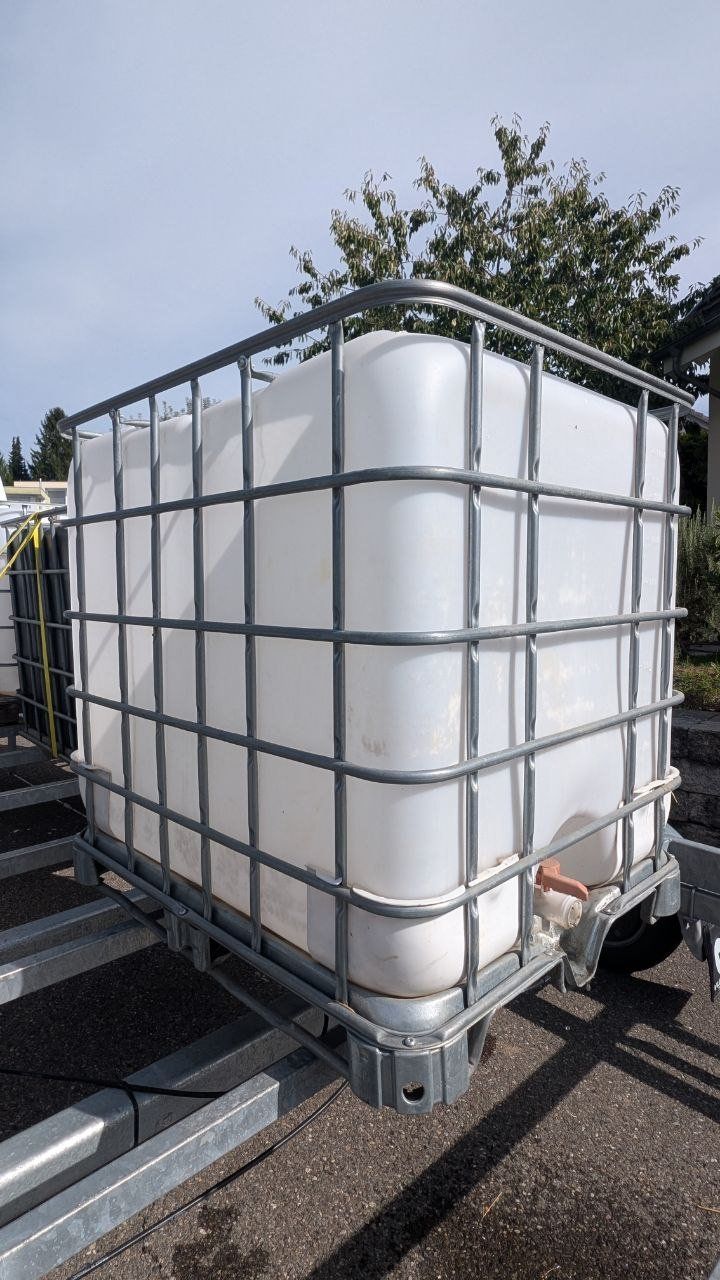 Abbeveratoi e trogoli: IBC Wassertank 1000l Wasserbehälter Regenwassertank – Usato da Wettingen venduto da ray_boccia 2