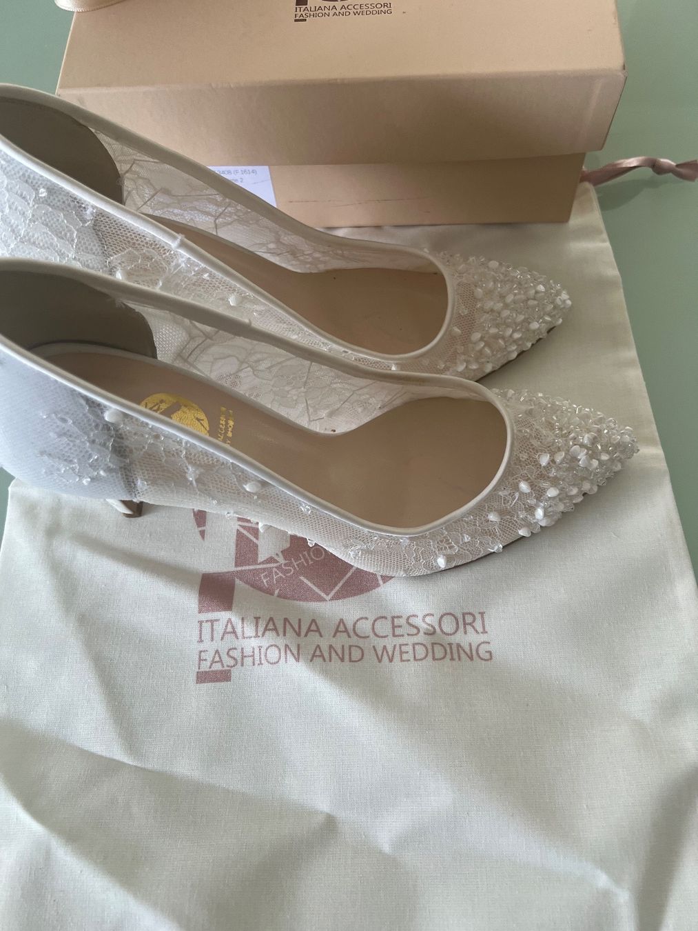 Chaussures femmes: Brautschuhe / Gr. 39 – Neuf avec emballage d'origine à Frauenfeld par stern081 1