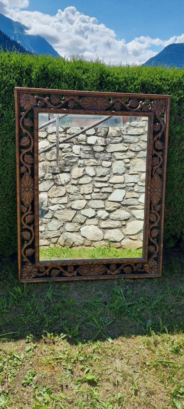 Specchi: Miroir mural en bois sculpté – Usato da Leytron venduto da anilemgu