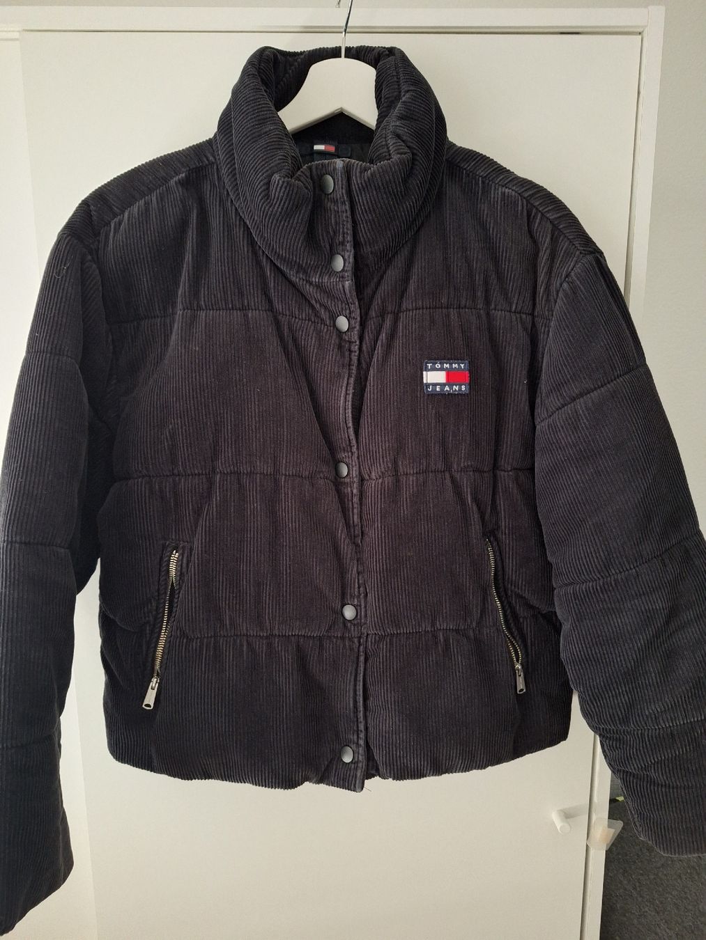 Tommy Hilfiger Vestes: Hilfiger Cordjacke – D'occasion à Mumpf par SwissDi