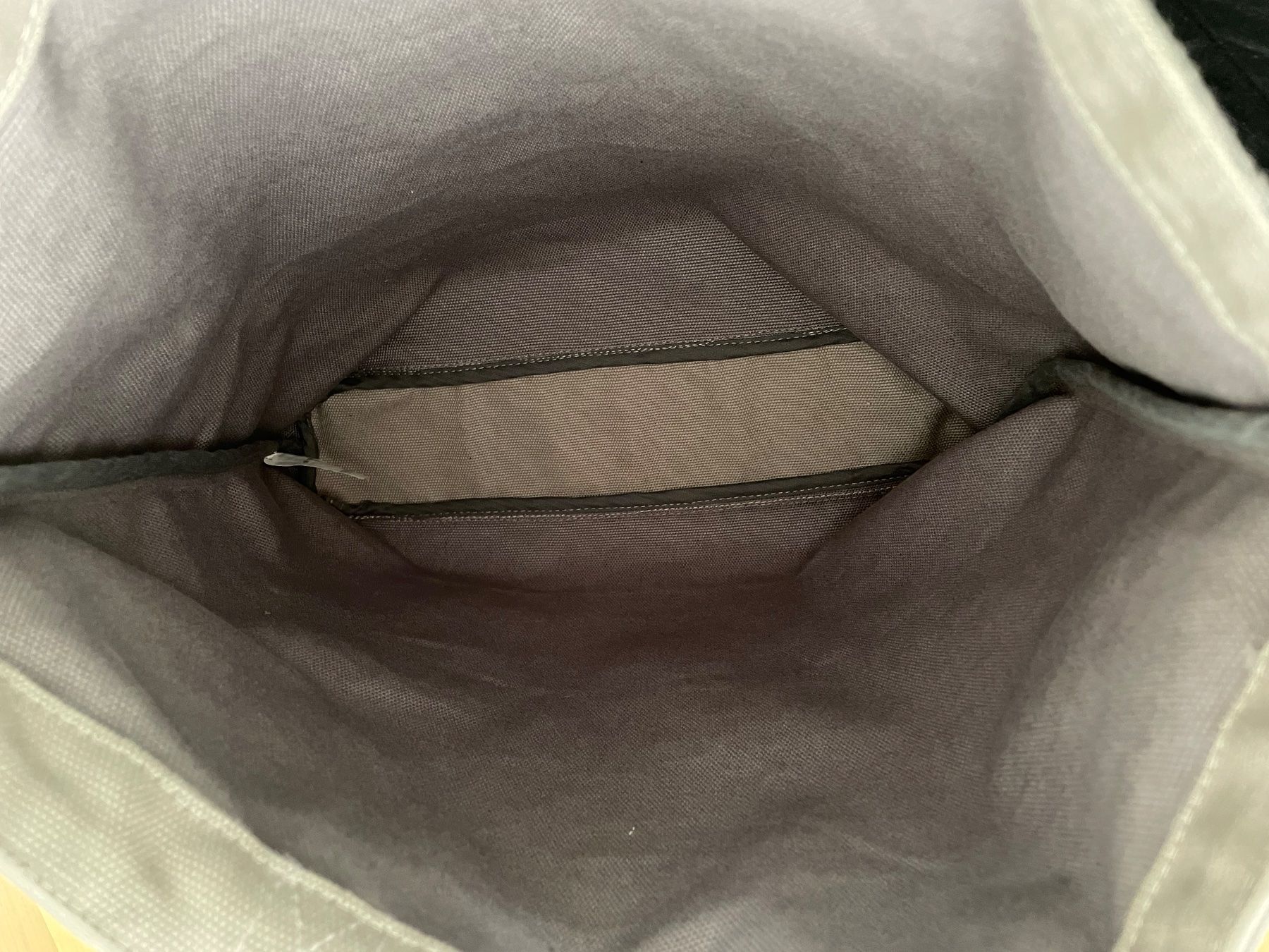 Louis Vuitton Borse: Fondation Louis Vuitton Tote Bag – Usato da Hittnau venduto da LuxAndMore 4