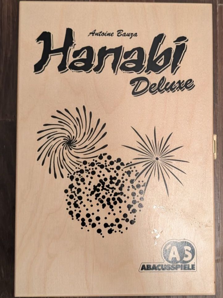 Spiele: Hanabi Deluxe Spiel – Gebraucht aus Adliswil von edi_5m7l