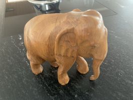Holzelefant handgeschnitzt Dekoration Figur guter Zustand