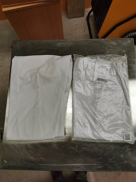 Scarpe da uomo: Chaussures et pantalons pro agroalimentaire – Usato da St-Aubin FR venduto da sme_nw6w 2