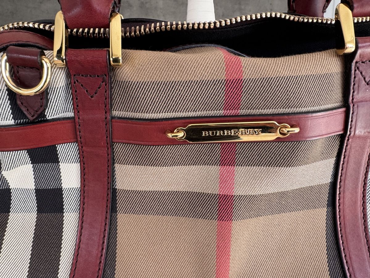 Burberry Borse da donna: Burberry Handtasche Check canvas top zustsnd – Usato da Gipf-Oberfrick venduto da Iberico 8