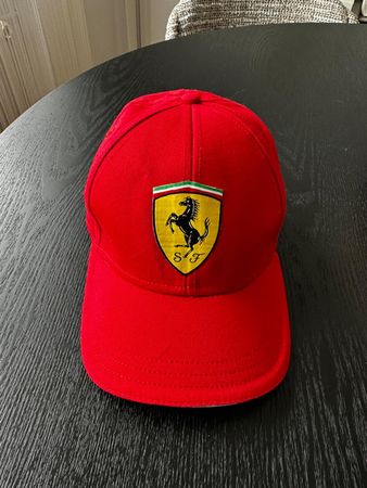 Original Ferrari Cap Rot Offiziell Lizenziert Kinder