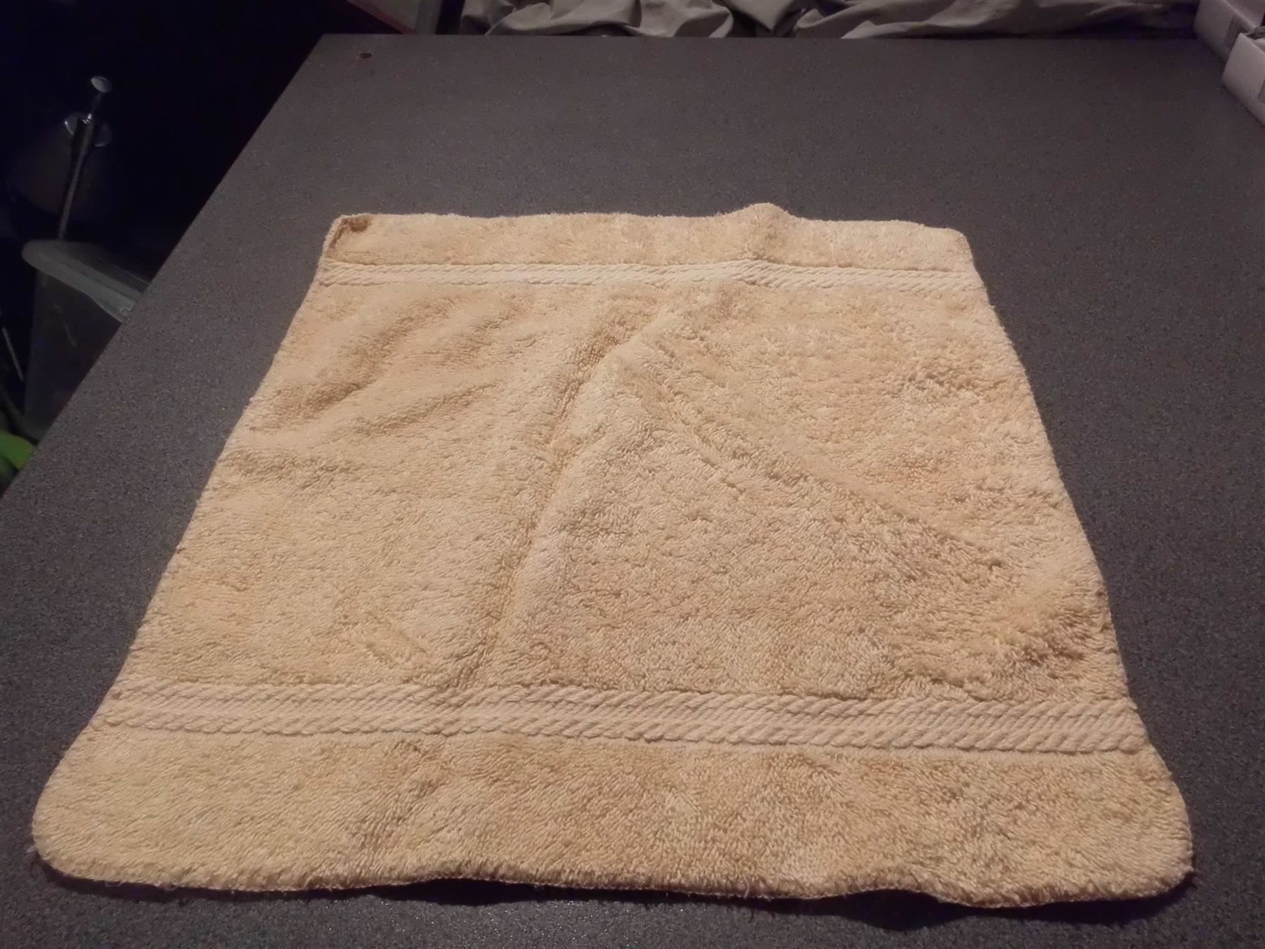 Teli da bagno: Waschlappen Martex, hellbraun – Usato da Zürich venduto da abraxas1291