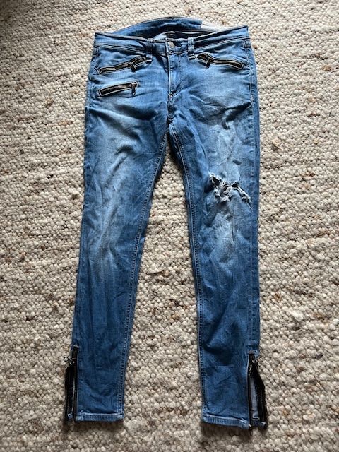Jeans: Stylische Rag & Bone Jeans in Grösse 27 – Usato da Neerach venduto da romiping 1